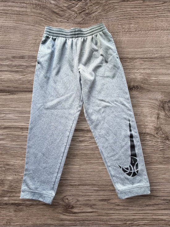 Nike Other - Girls Nike Thermal Fit Sweatpants Size Medium